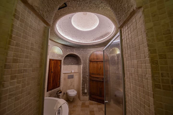 Safran Cave Hotel