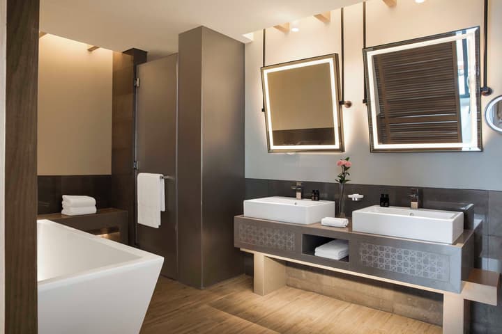 Saadiyat Rotana Resort and Villas