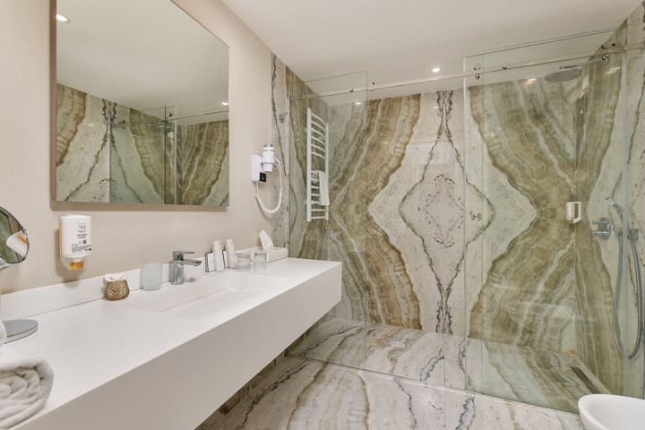 Splendido Bay Hotel 4*