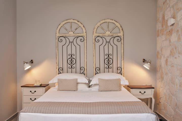 Mirabilia Boutique Hotel