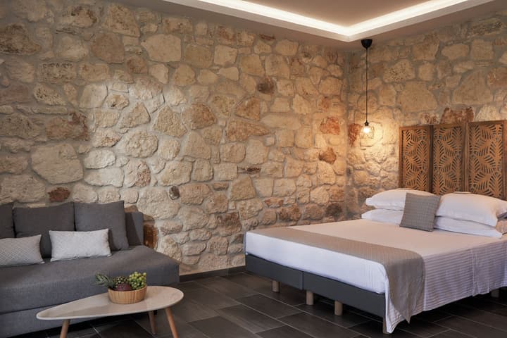 Mirabilia Boutique Hotel