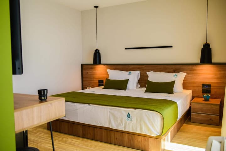 SU Hotel
