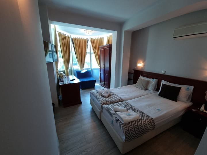 SU Hotel
