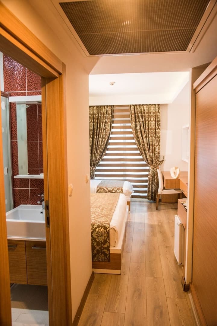 Cebeciler Otel