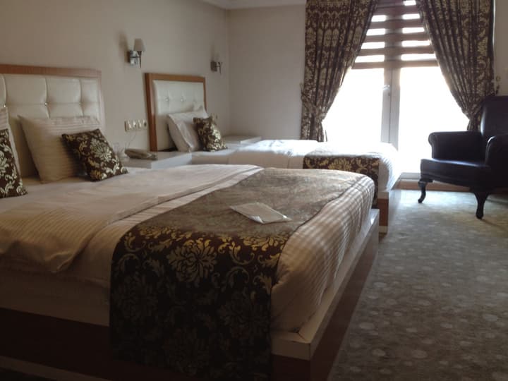 Cebeciler Otel