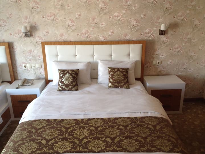 Cebeciler Otel