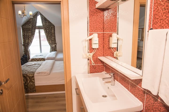 Cebeciler Otel