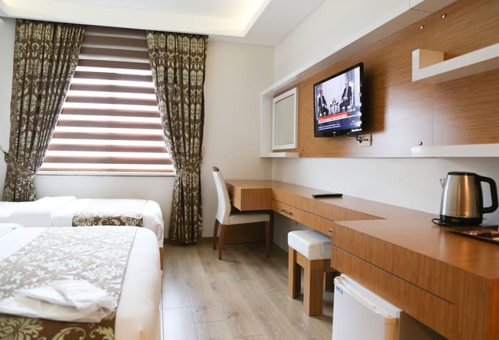 Cebeciler Otel