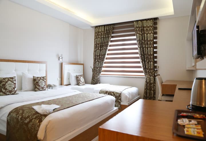 Cebeciler Otel