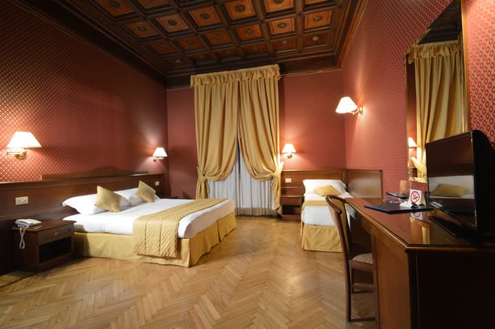 Hotel Montecarlo