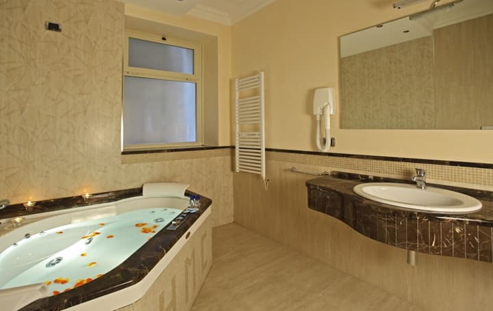 Hotel Montecarlo