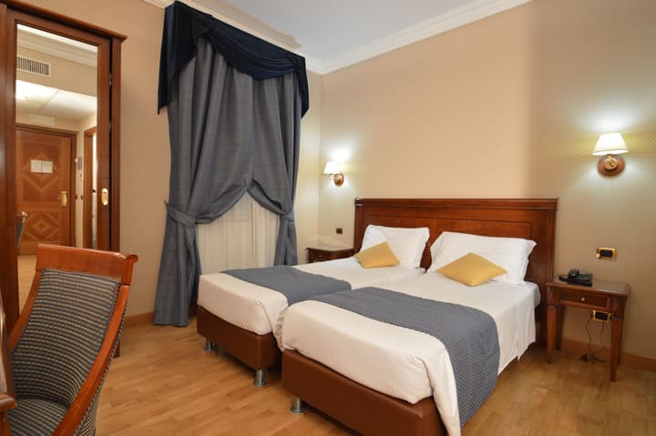 Hotel Montecarlo