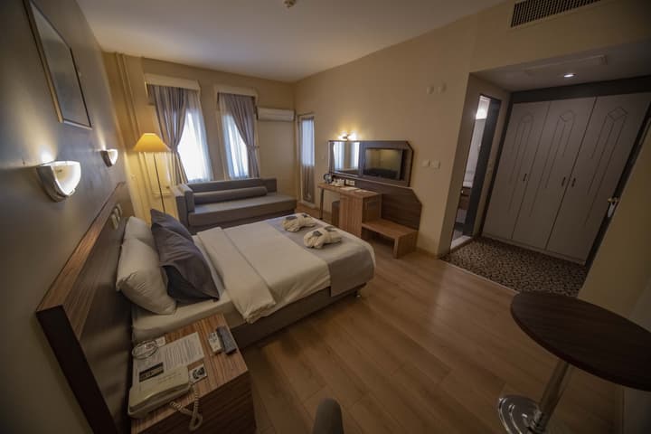 Herakles Thermal Hotel