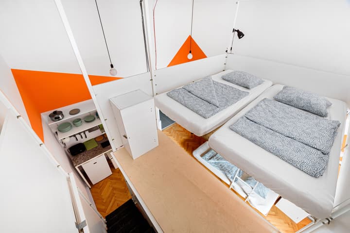 Avenue Hostel