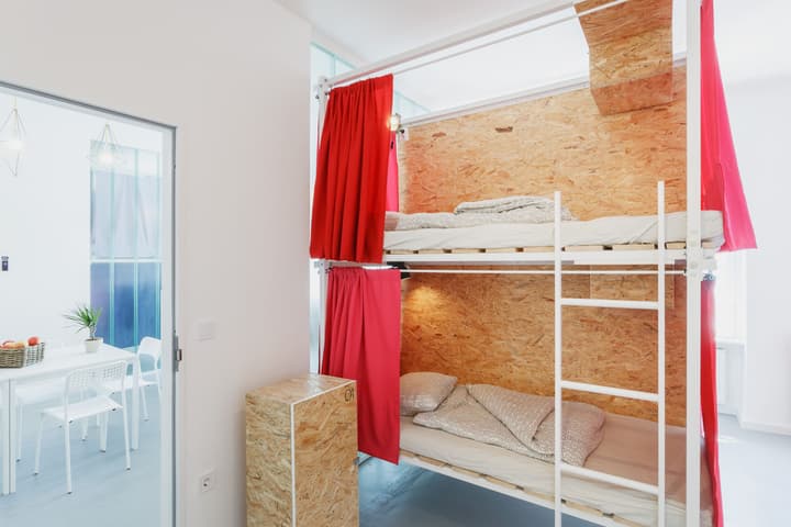Avenue Hostel