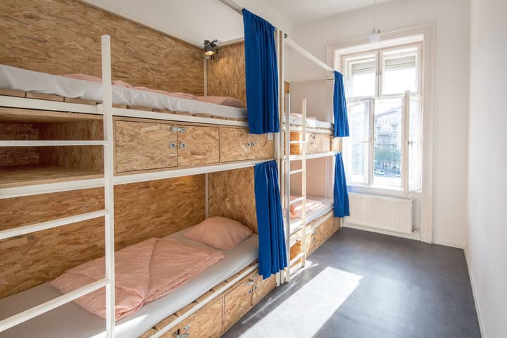 Avenue Hostel