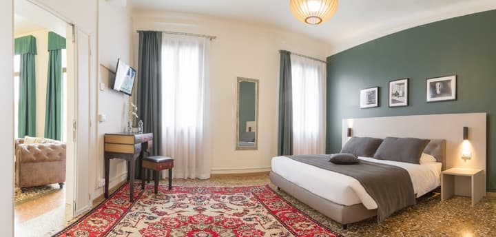 Grand Canal Suite by Wonderful Italy