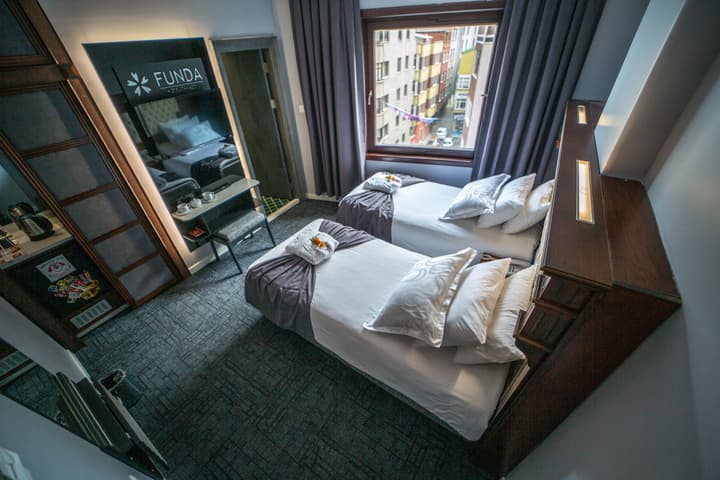 Funda Hotel