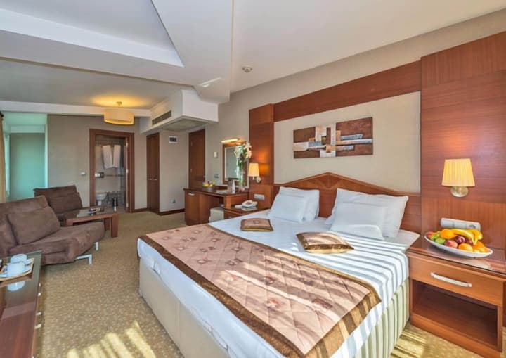 Vatan Asur Otel