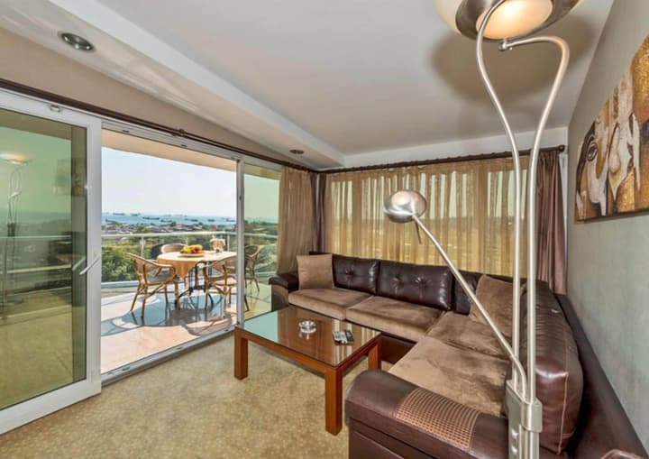 Vatan Asur Otel