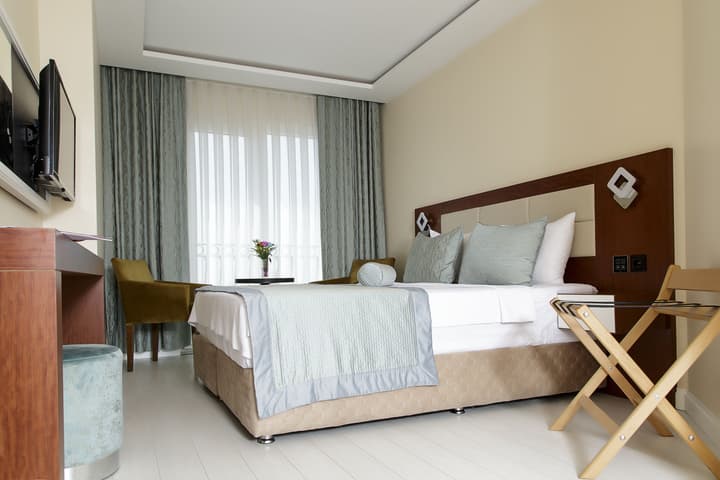 Vatan Asur Otel