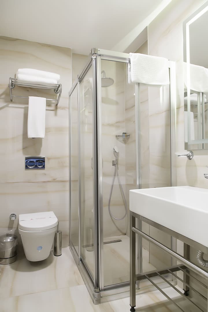 Vatan Asur Otel