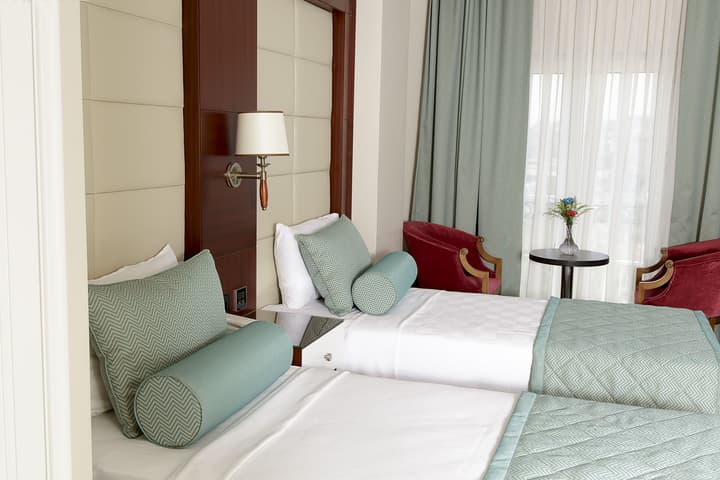 Vatan Asur Otel