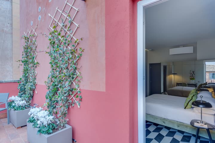 Otivm Hotel