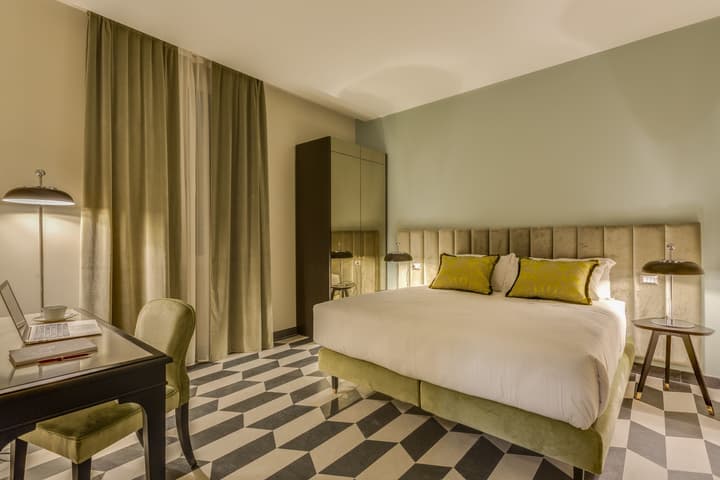Otivm Hotel