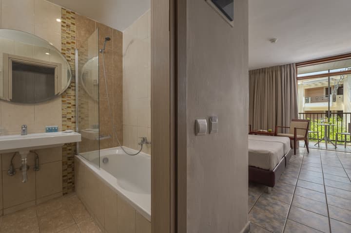 Alkyon Hotel
