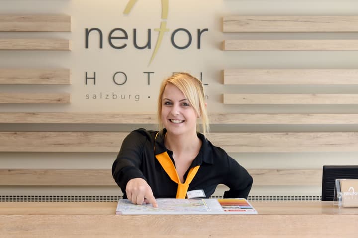 Hotel Neutor Express