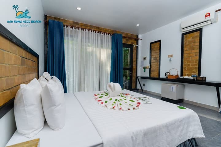 Koh Rong Hill Beach Resort