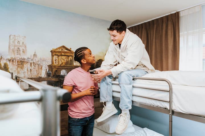 Rotterdam Teleport Hotel
