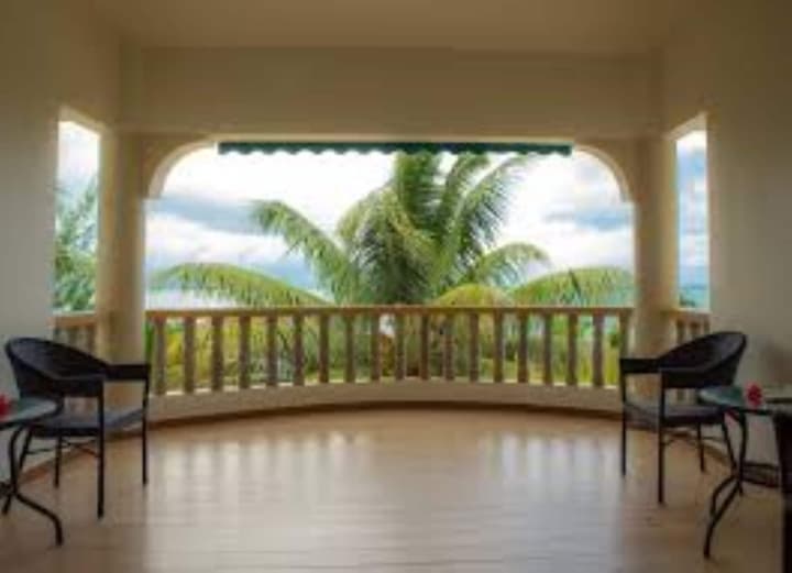 Seashell Beach Villa