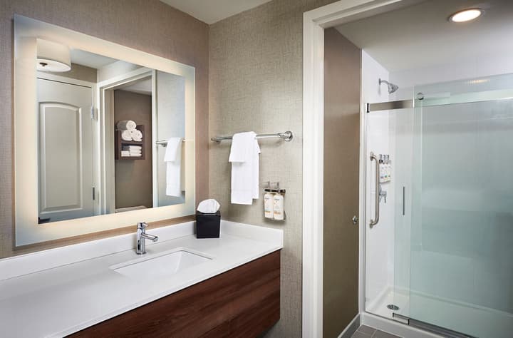 Staybridge Suites Niagara-On-The-Lake by IHG