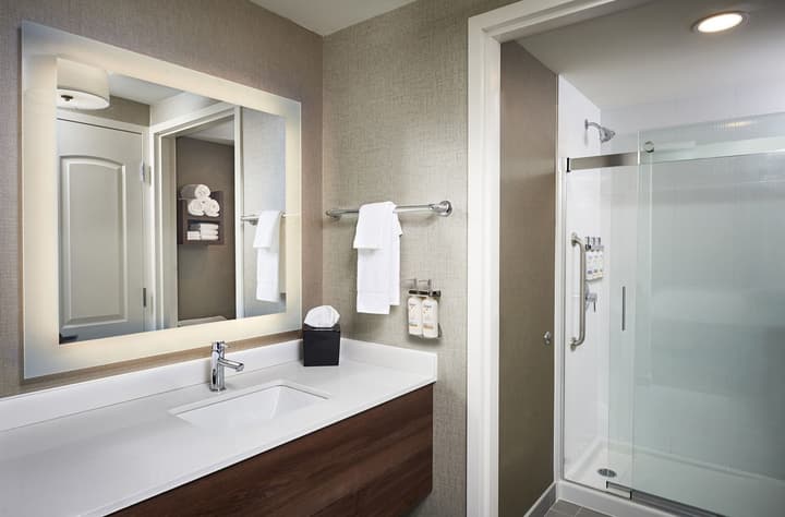 Staybridge Suites Niagara-On-The-Lake by IHG