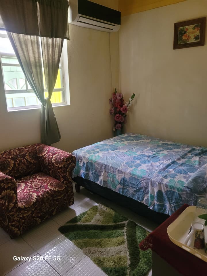 JO J'S Hostel