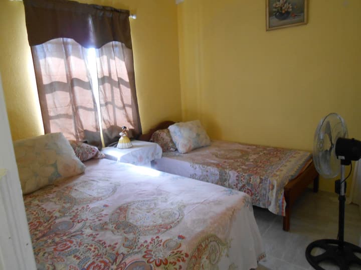 JO J'S Hostel