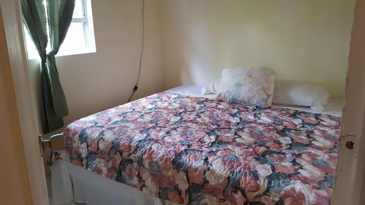 JO J'S Hostel