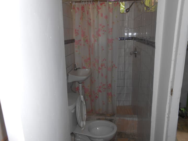 JO J'S Hostel