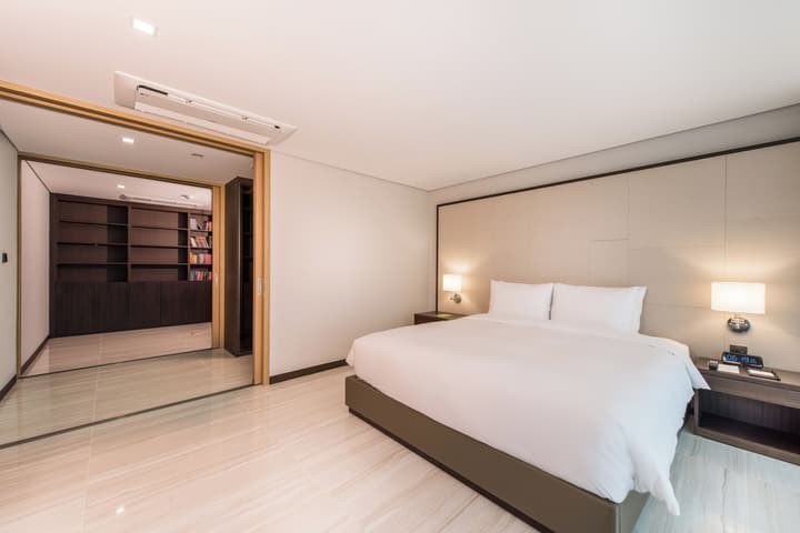 ENA Suite Hotel Namdaemun