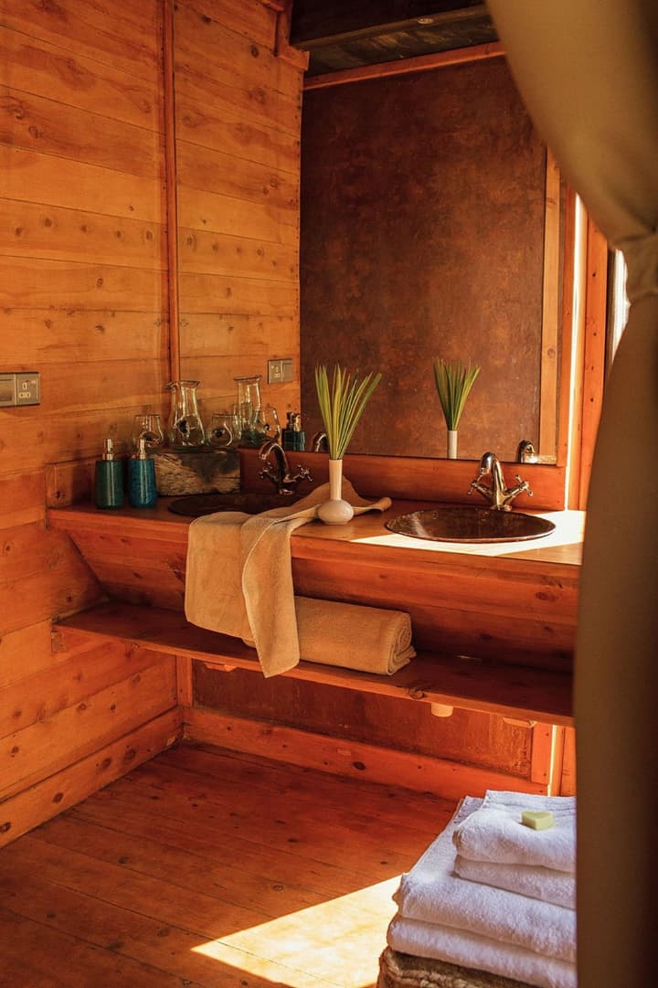 Olengoti Safari Camp - East Africa Camps