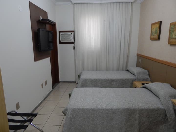 Frimas Hotel