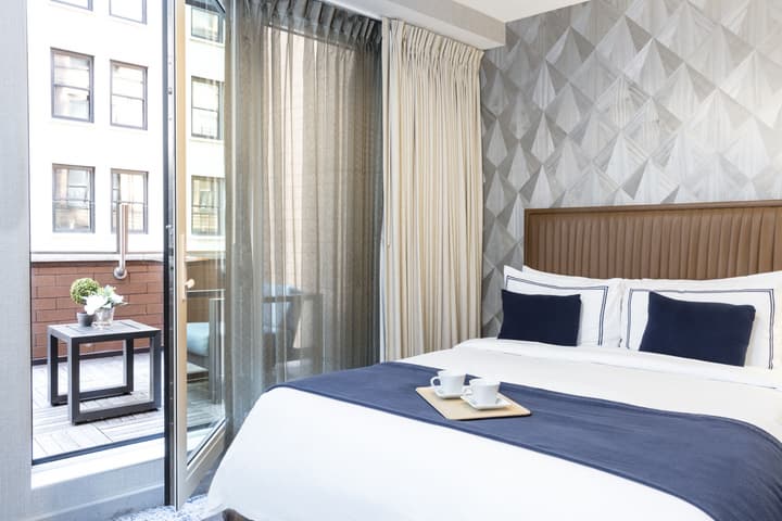 Artezen Hotel