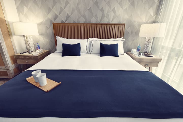 Artezen Hotel
