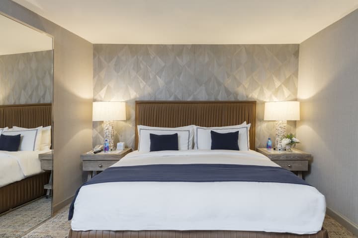 Artezen Hotel