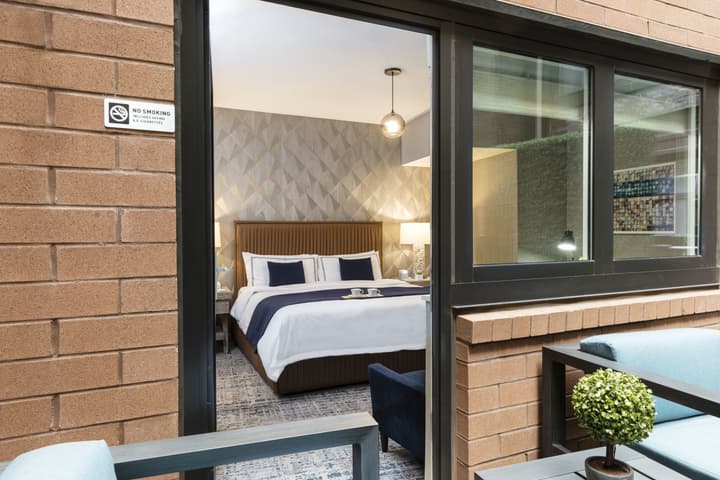 Artezen Hotel