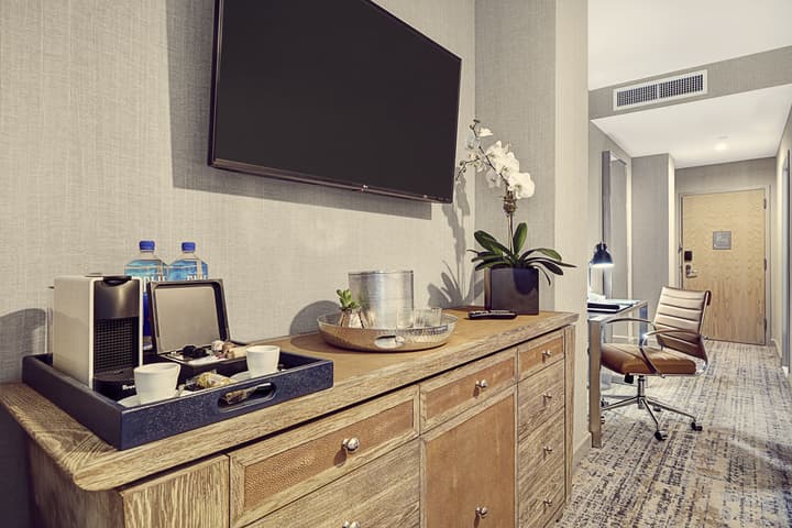 Artezen Hotel