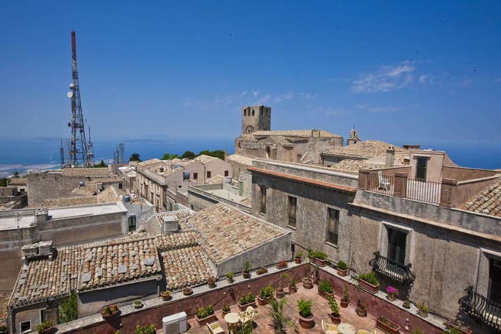 Hotel Elimo