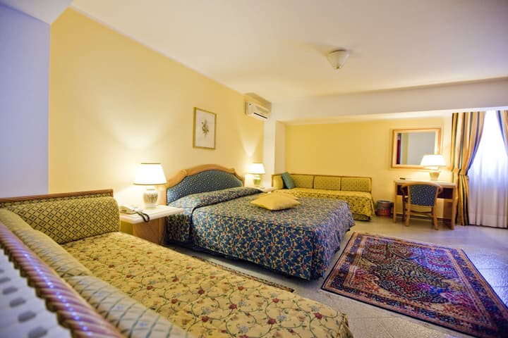 Hotel Elimo